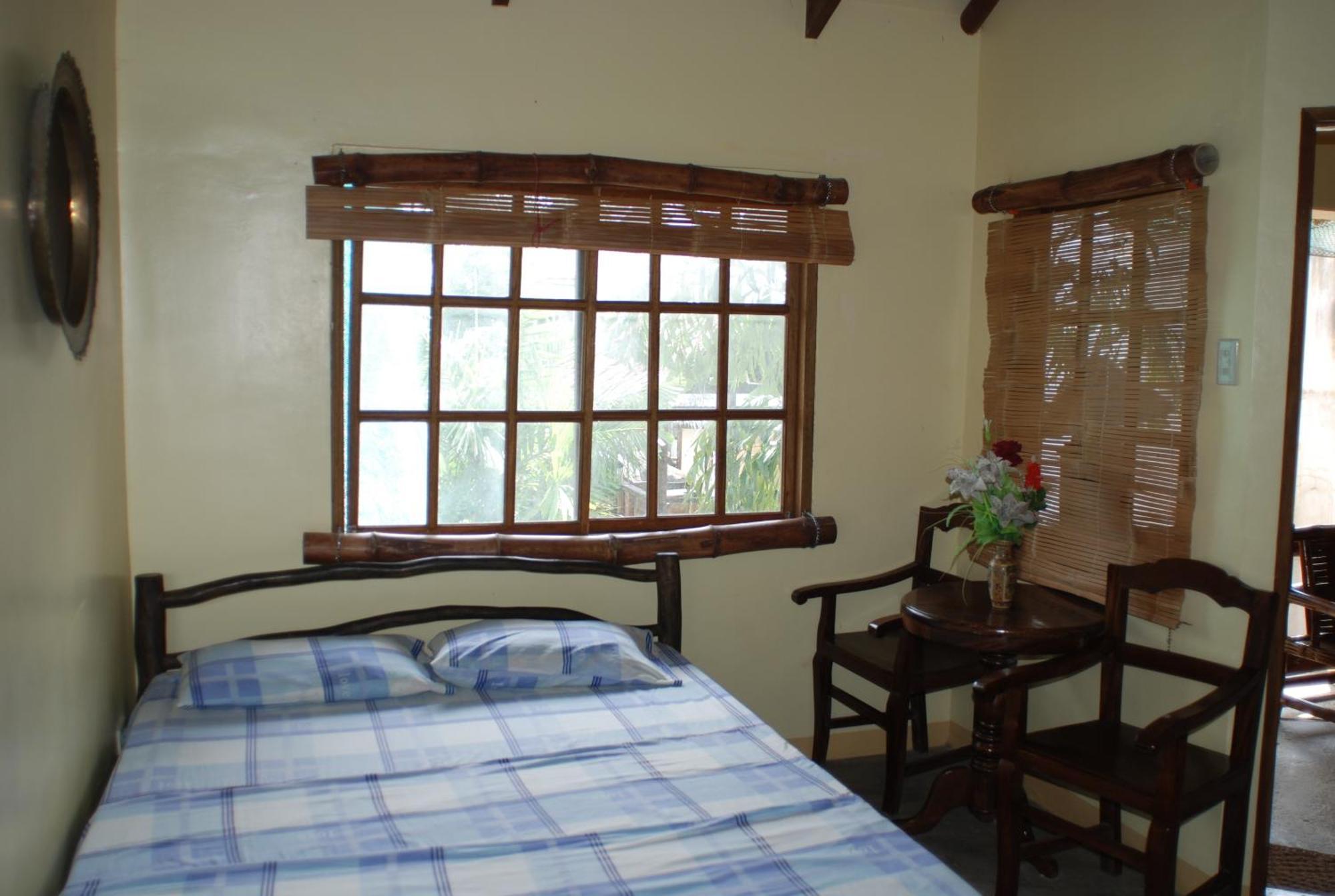 Casa Aviara Resort & Hotel Puerto Galera Zewnętrze zdjęcie