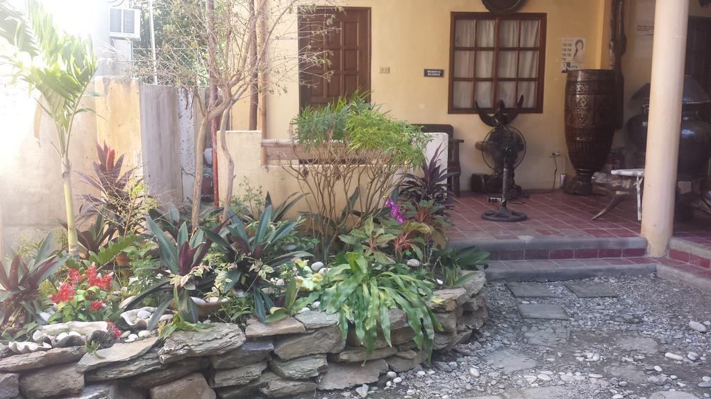 Casa Aviara Resort & Hotel Puerto Galera Zewnętrze zdjęcie