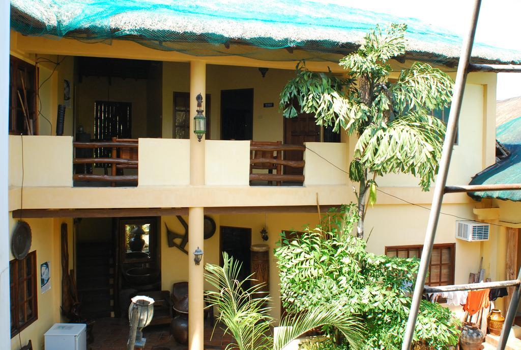 Casa Aviara Resort & Hotel Puerto Galera Zewnętrze zdjęcie