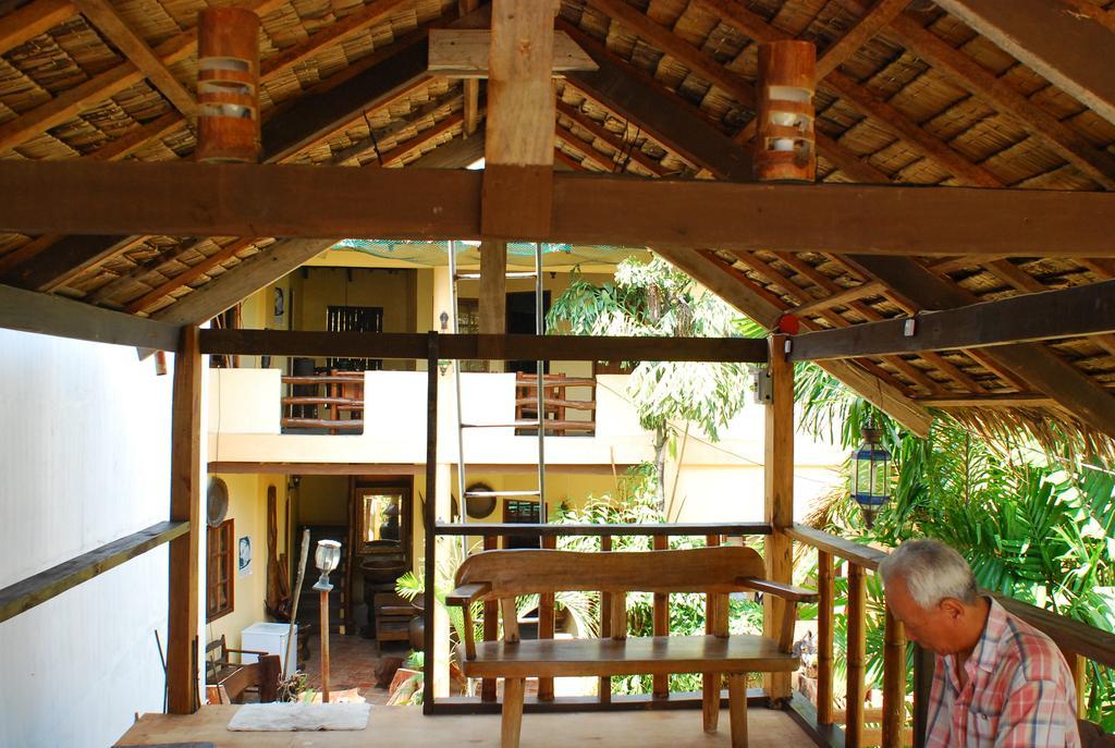 Casa Aviara Resort & Hotel Puerto Galera Zewnętrze zdjęcie