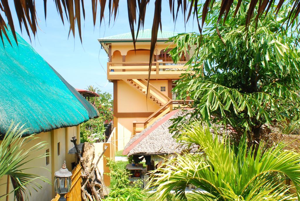 Casa Aviara Resort & Hotel Puerto Galera Zewnętrze zdjęcie