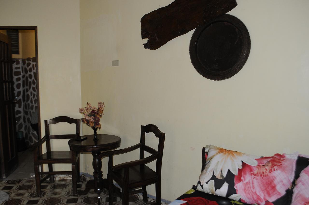 Casa Aviara Resort & Hotel Puerto Galera Zewnętrze zdjęcie