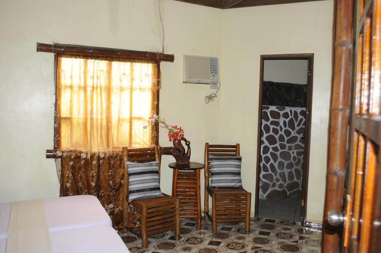 Casa Aviara Resort & Hotel Puerto Galera Zewnętrze zdjęcie
