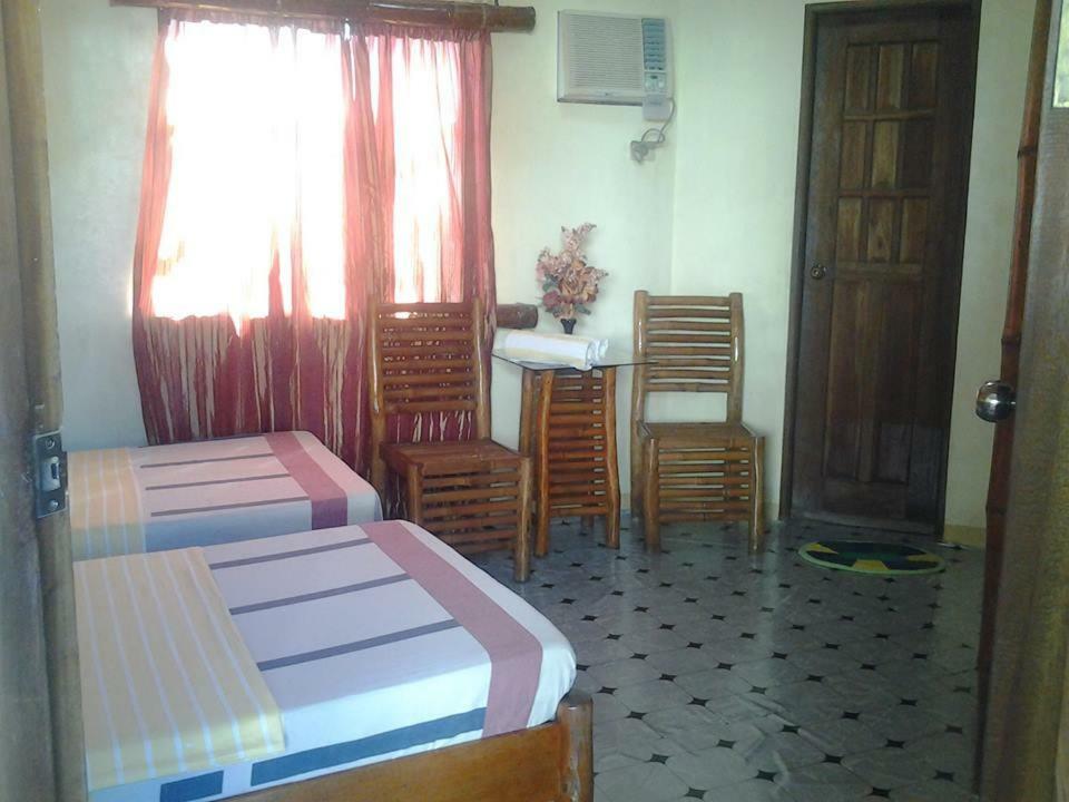 Casa Aviara Resort & Hotel Puerto Galera Zewnętrze zdjęcie