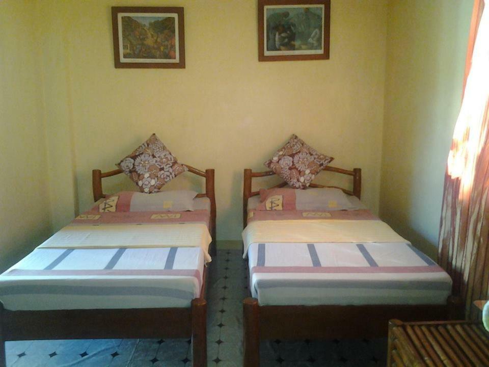 Casa Aviara Resort & Hotel Puerto Galera Zewnętrze zdjęcie